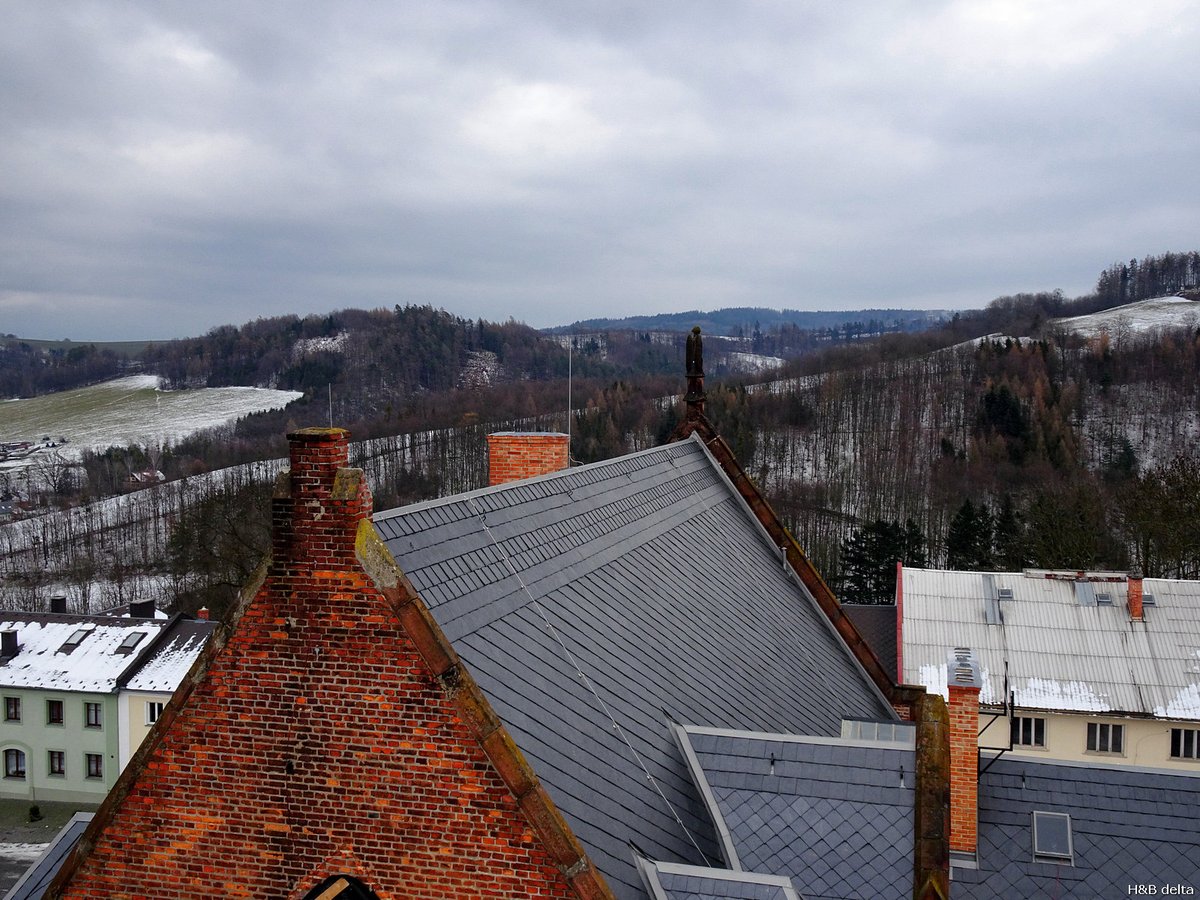 Obnova střech Červeného zámku v Hradci nad Moravicí