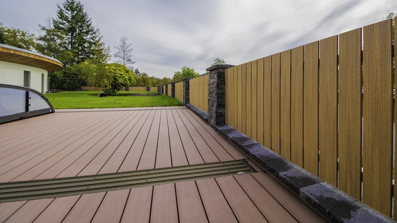 Terasa a plot WoodPlastic® pro výjimečný dům v Brně