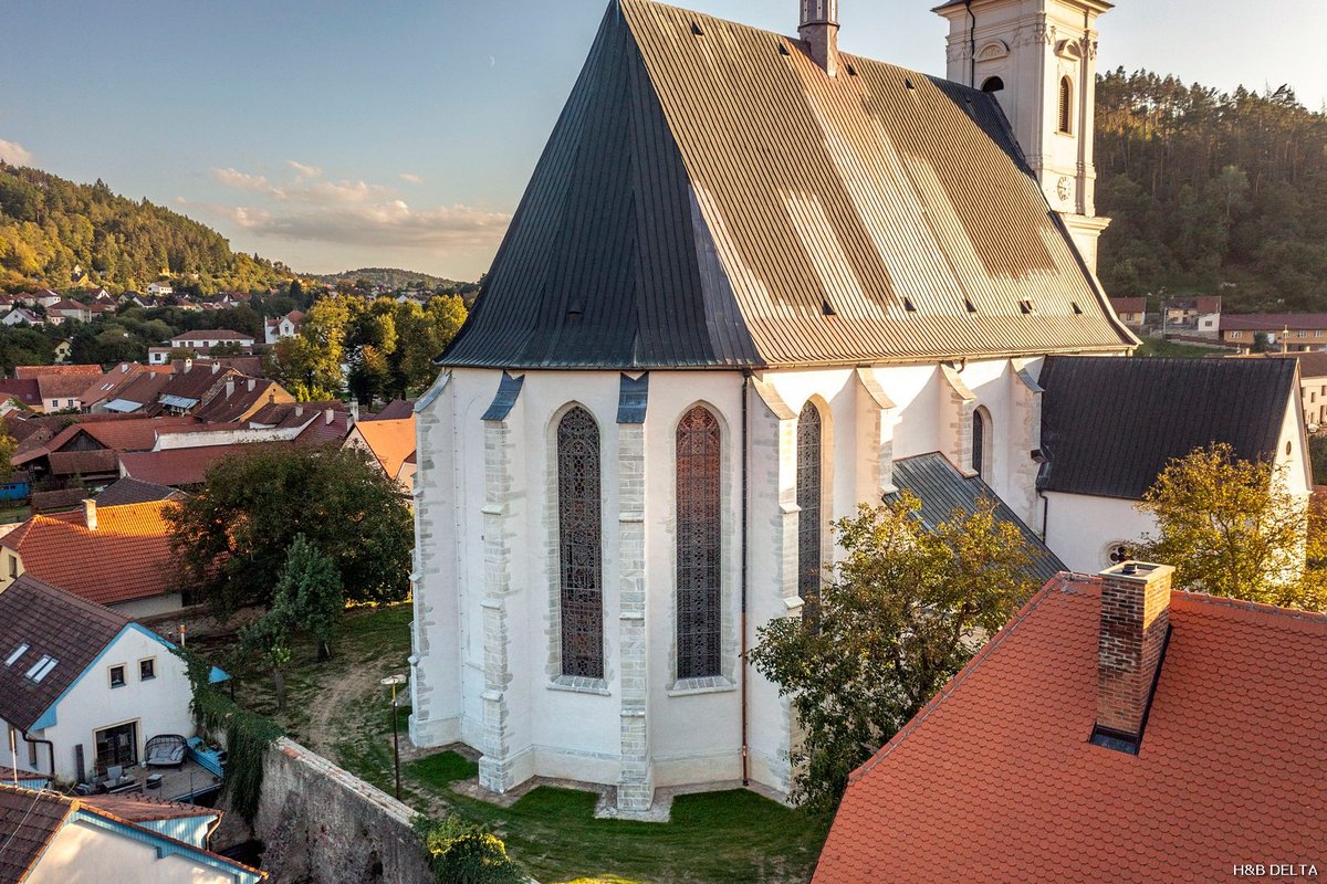 Oprava kostela Povýšení svatého Kříže v Doubravníku