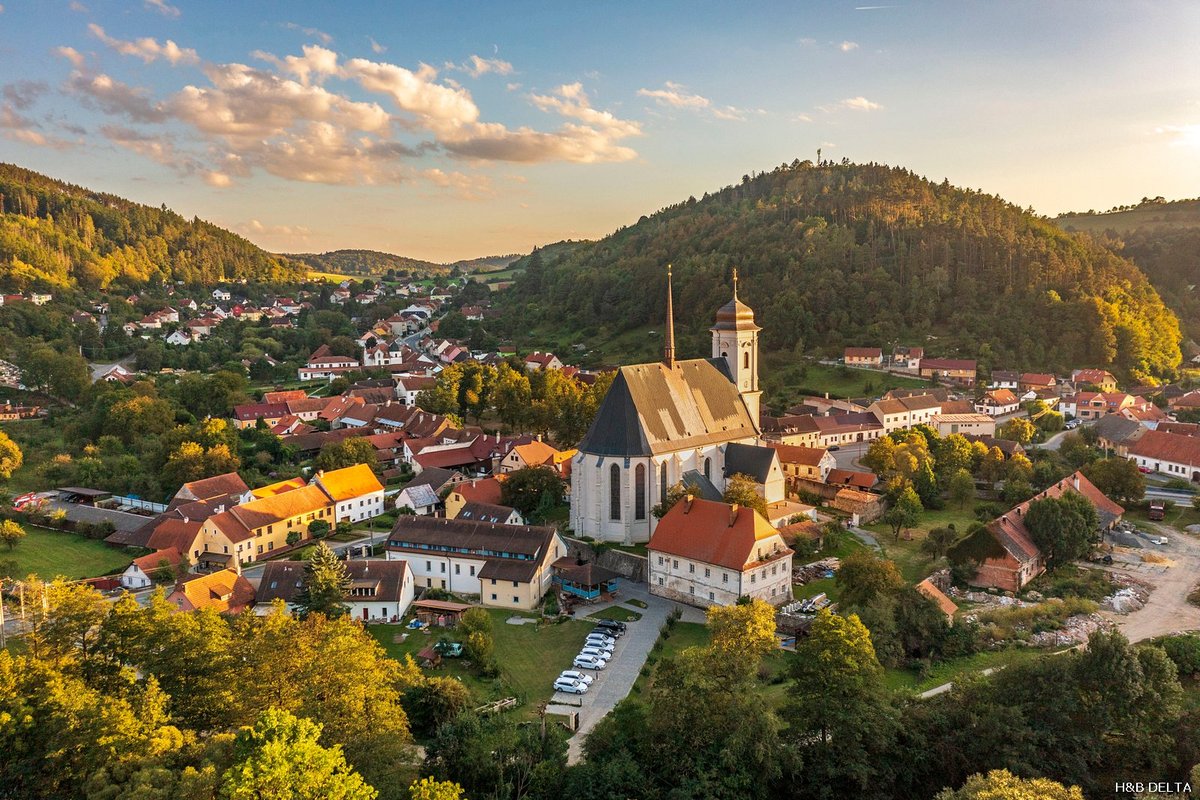 Oprava kostela Povýšení svatého Kříže v Doubravníku