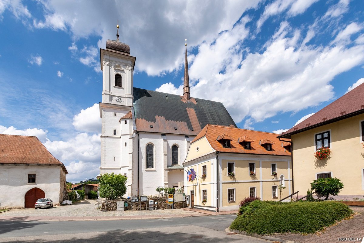 Oprava kostela Povýšení svatého Kříže v Doubravníku