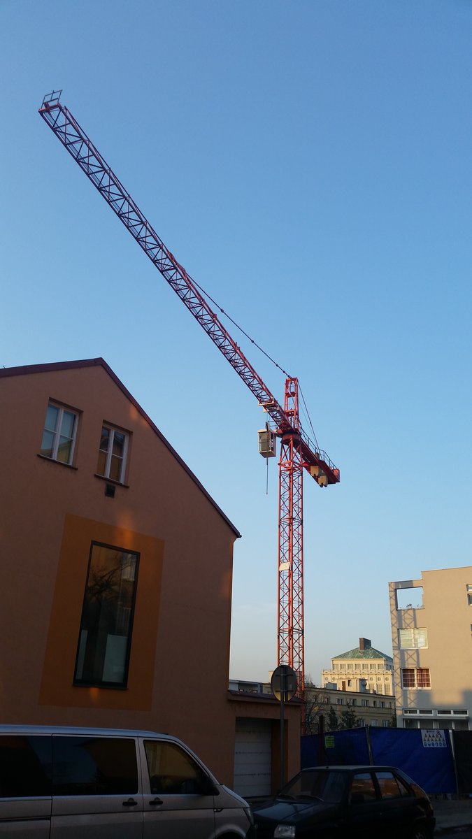 Stavba činžovního domu v Praze Podolí - jak jde čas